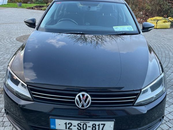 Volkswagen Jetta Saloon, Diesel, 2012, Black