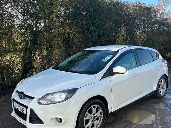 Ford Focus Hatchback, Diesel, 2012, White