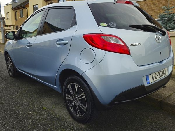 Mazda Demio Hatchback, Petrol, 2011, Blue