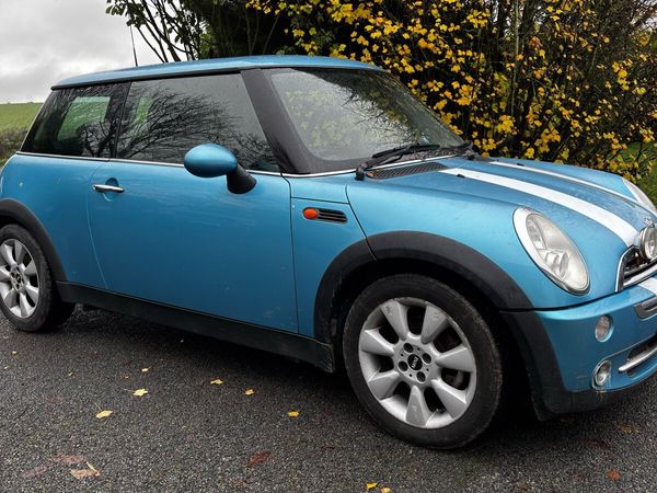 Mini One Hatchback, Petrol, 2005, Blue