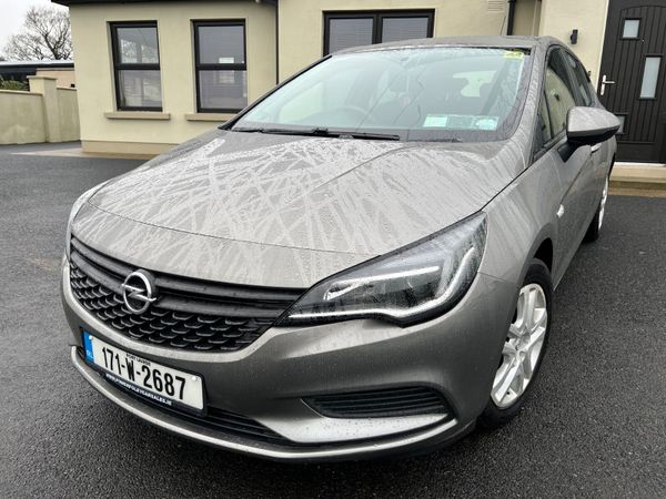 Opel Astra Hatchback, Petrol, 2017, Grey