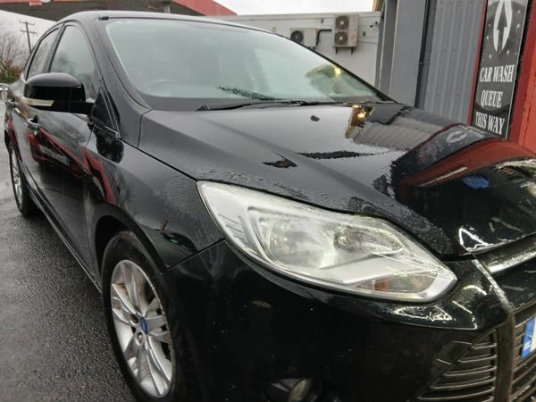 Ford Focus Saloon, Diesel, 2012, Black