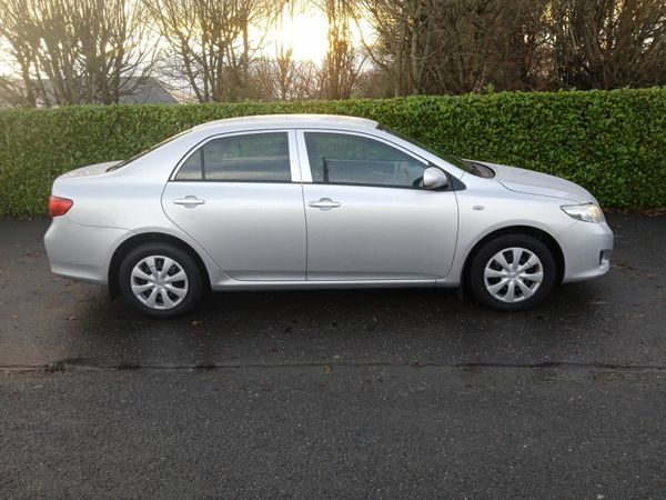 Toyota Corolla Saloon, Petrol, 2008, Silver