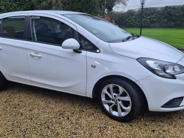 Opel Corsa Hatchback, Petrol, 2016, White