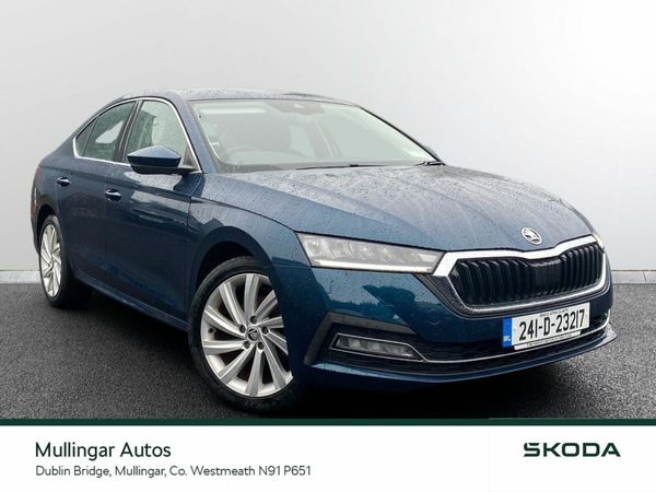 Skoda Octavia Saloon, Petrol, 2024, Blue