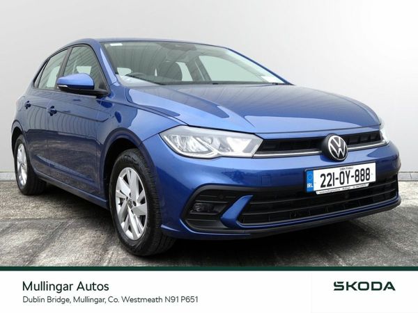 Volkswagen Polo Hatchback, Petrol, 2022, Blue