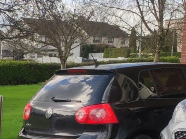 Volkswagen Golf Hatchback, Petrol, 2007, Black