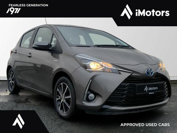 Toyota Yaris Hatchback, Petrol Hybrid, 2020, Grey