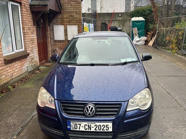 Volkswagen Polo Hatchback, Petrol, 2007, Blue