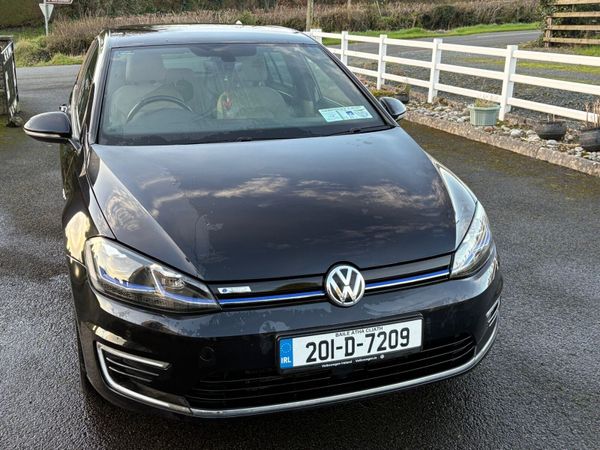 Volkswagen Golf Estate, Electric, 2020, Black