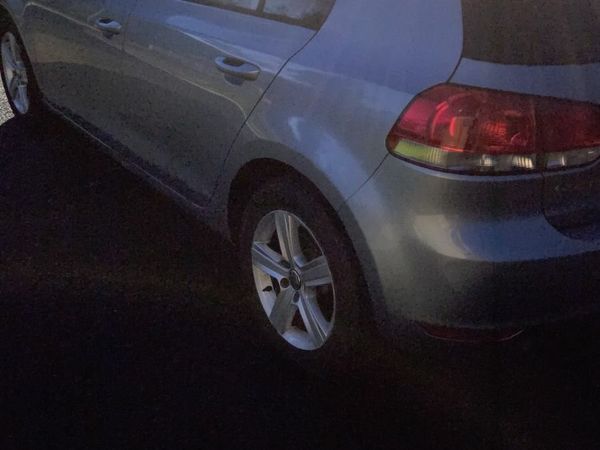 Volkswagen Golf Hatchback, Petrol, 2011, Blue