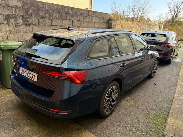 Skoda Octavia Estate, Diesel, 2021, Blue