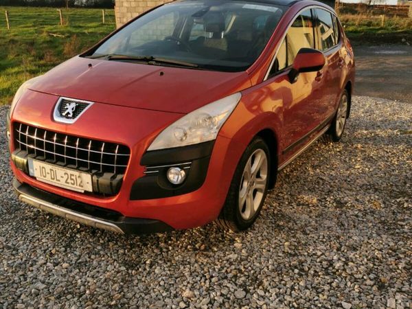 Peugeot 3008 MPV, Diesel, 2010, Red