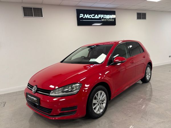 Volkswagen Golf Hatchback, Petrol, 2016, Red