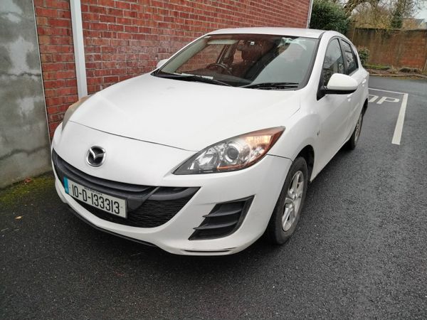 Mazda Mazda3 Hatchback, Diesel, 2010, White