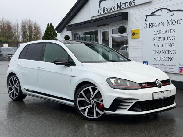 Volkswagen Golf Hatchback, Petrol, 2017, White