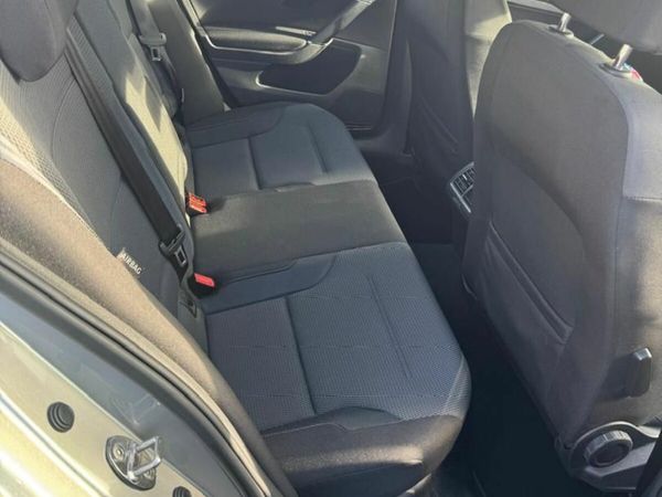 Volkswagen Golf Hatchback, Petrol, 2014, Silver