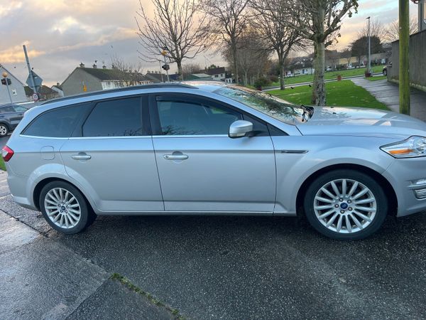 Ford Mondeo Estate, Diesel, 2015, Silver