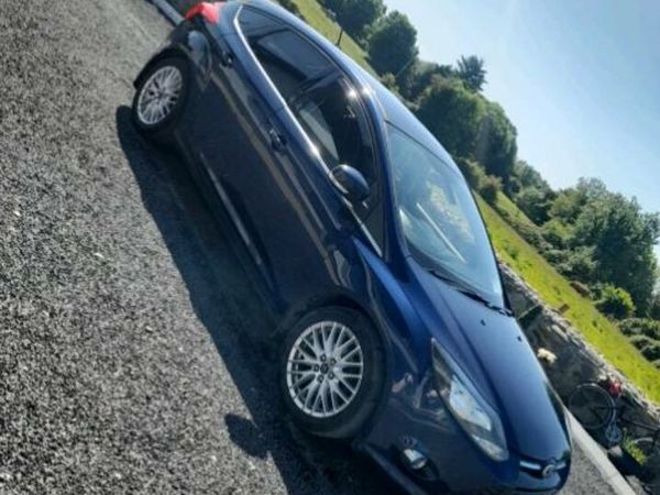 Ford Focus Hatchback, Diesel, 2013, Blue
