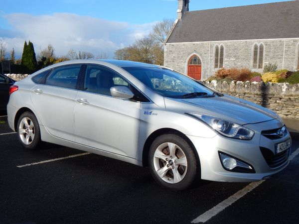 Hyundai i40 Saloon, Diesel, 2014, Silver