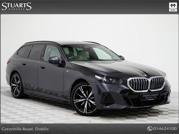 BMW 5-Series Estate, Petrol Plug-in Hybrid, 2025, Grey