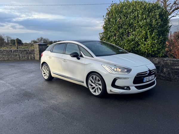 Citroen DS 5 Hatchback, Diesel, 2013, White