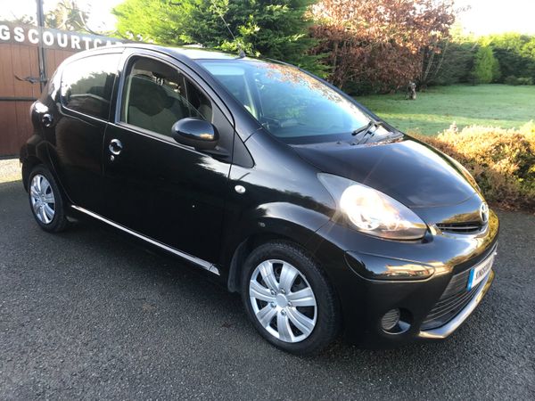 Toyota Aygo Hatchback, Petrol, 2014, Black