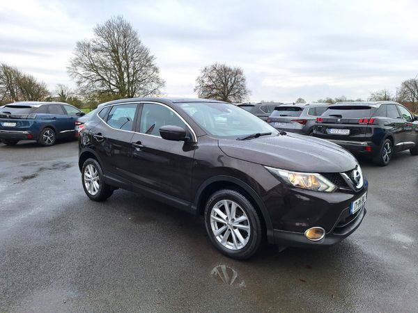 Nissan Qashqai SUV, Diesel, 2017, Black