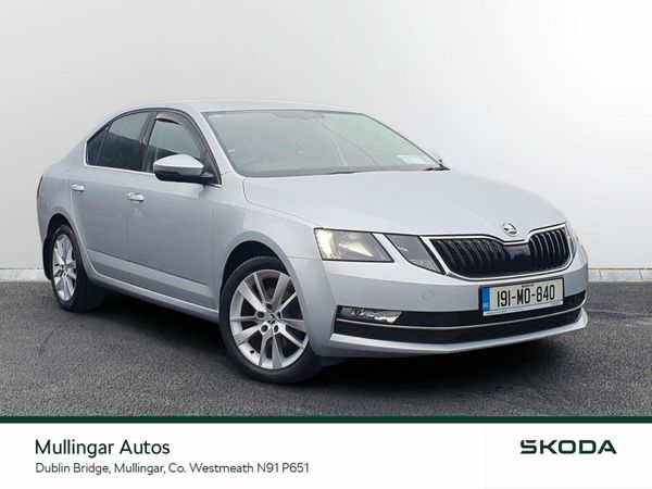 Skoda Octavia Saloon, Petrol, 2019, Grey