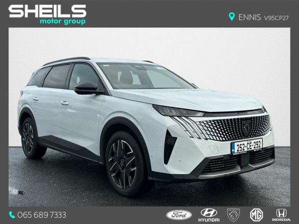 Peugeot 5008 MPV, Petrol, 2025, White