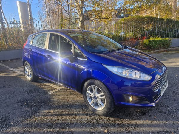 Ford Fiesta Hatchback, Petrol, 2014, Blue