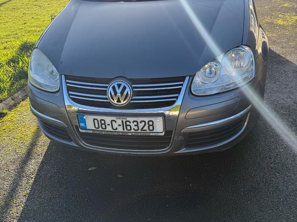 Volkswagen Jetta Saloon, Petrol, 2008, Grey