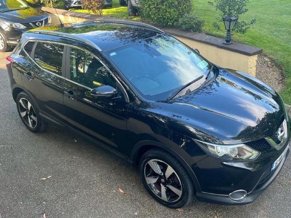 Nissan Qashqai Hatchback, Petrol, 2016, Black