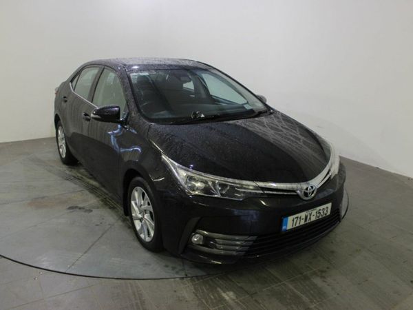 Toyota Corolla Saloon, Diesel, 2017, Black