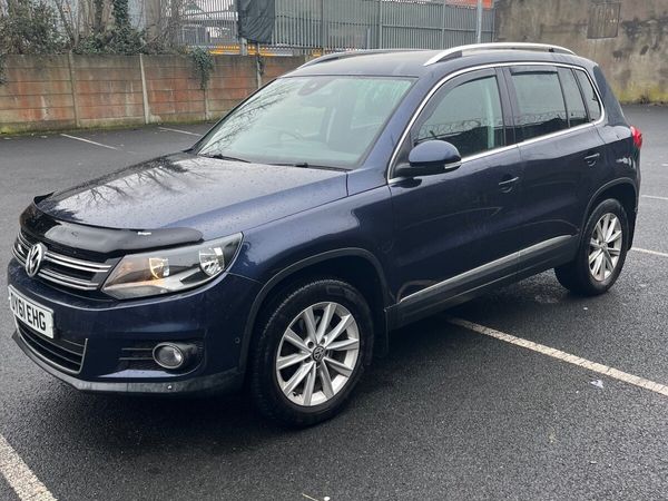Volkswagen Tiguan SUV, Diesel, 2012, Blue