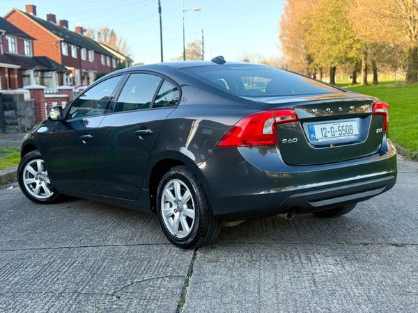 Volvo S60 Saloon, Diesel, 2012, Grey