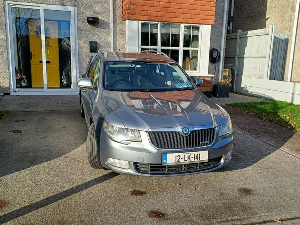 Skoda Superb Estate, Diesel, 2012, Grey