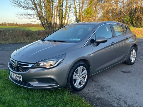 Vauxhall Astra Hatchback, Diesel, 2016, Grey