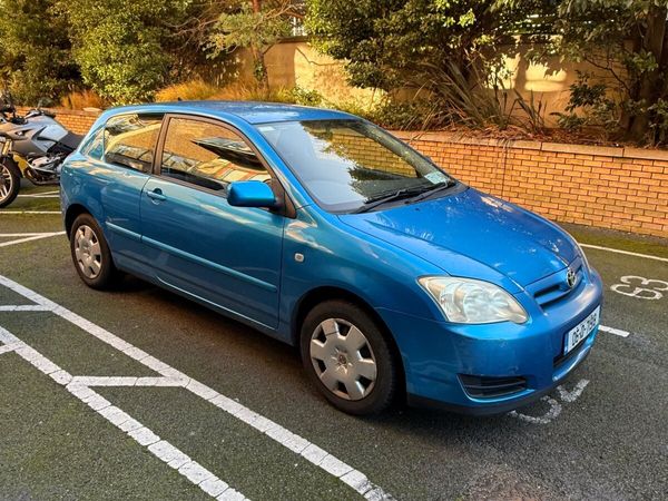 Toyota Corolla Hatchback, Petrol, 2006, Blue