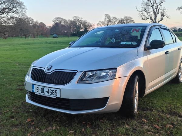 Skoda Octavia Hatchback, Diesel, 2015, Silver