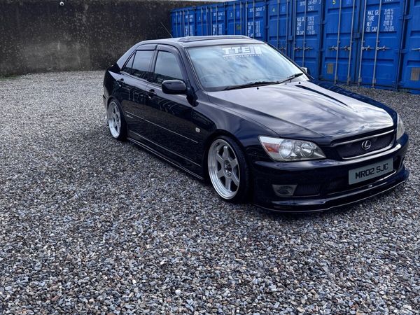 Lexus IS Saloon, Petrol, 2002, Black