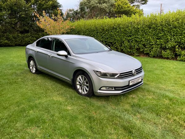 Volkswagen Passat Saloon, Diesel, 2016, Silver