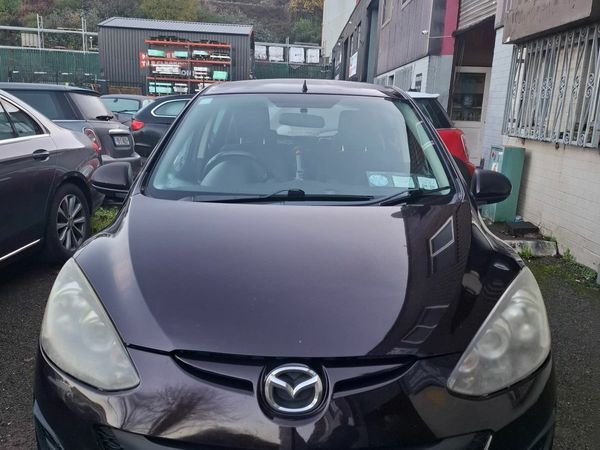 Mazda Mazda2 Hatchback, Petrol, 2011, Black