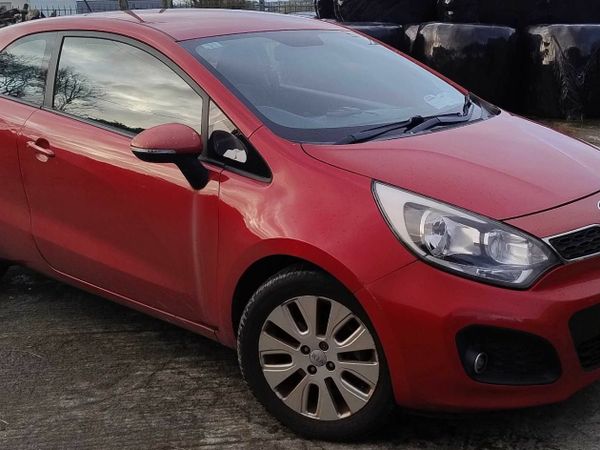 Kia Rio Hatchback, Petrol, 2012, Red