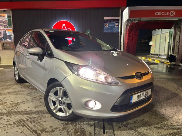 Ford Fiesta Hatchback, Diesel, 2009, Silver