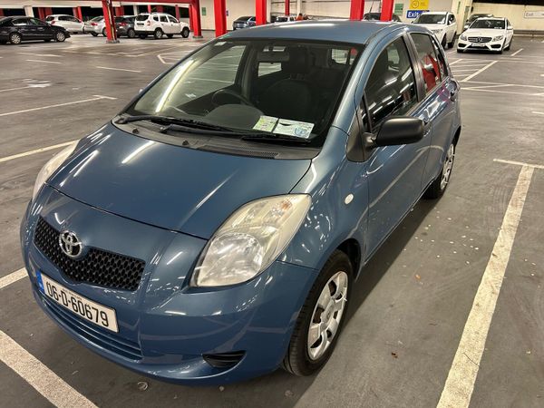 Toyota Yaris Hatchback, Petrol, 2006, Blue