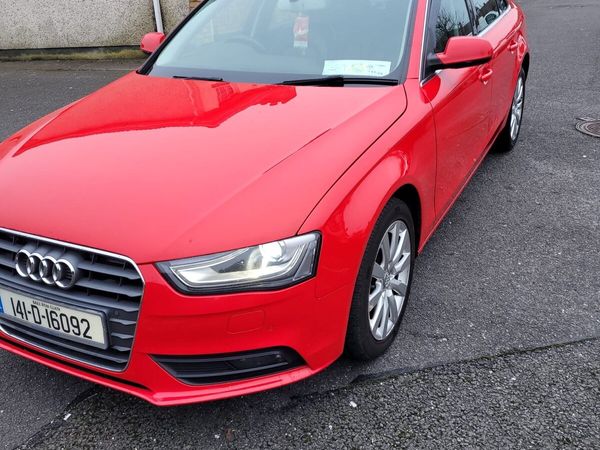 Audi A4 Saloon, Diesel, 2014, Red