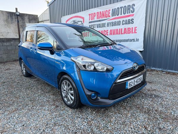 Toyota Sienta MPV, Petrol Hybrid, 2016, Blue