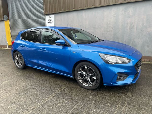 Ford Focus Hatchback, Petrol, 2019, Blue