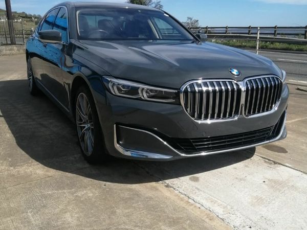 BMW 7-Series Saloon, Petrol Hybrid, 2021, Grey